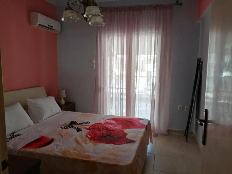 Debby'S Central Apartment 카발라 외부 사진